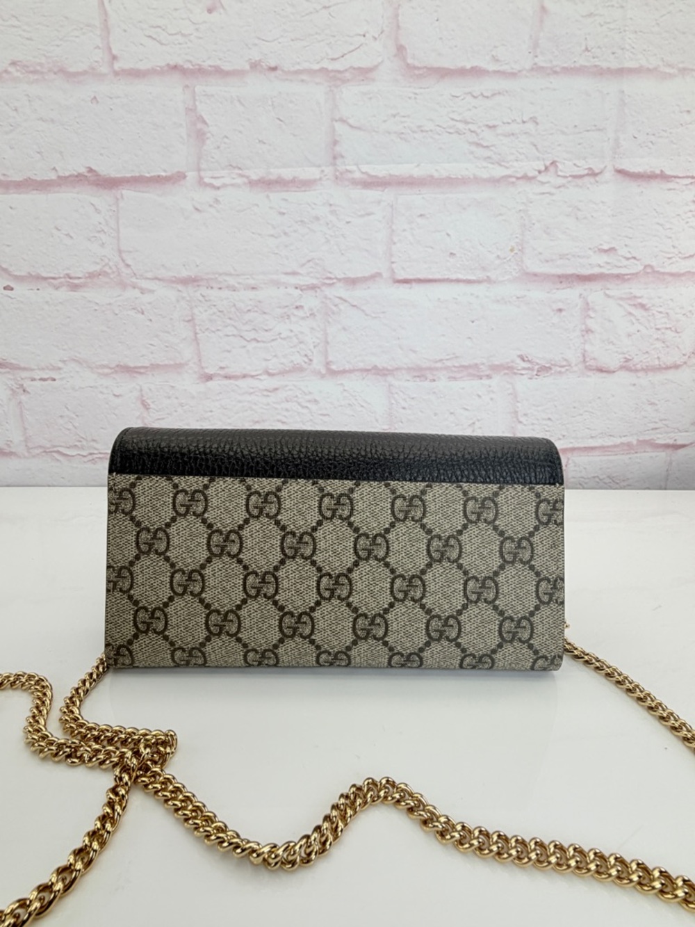 Gucci Bi-Color GG Marmont Wallet on a Chain - Picture 4 of 13